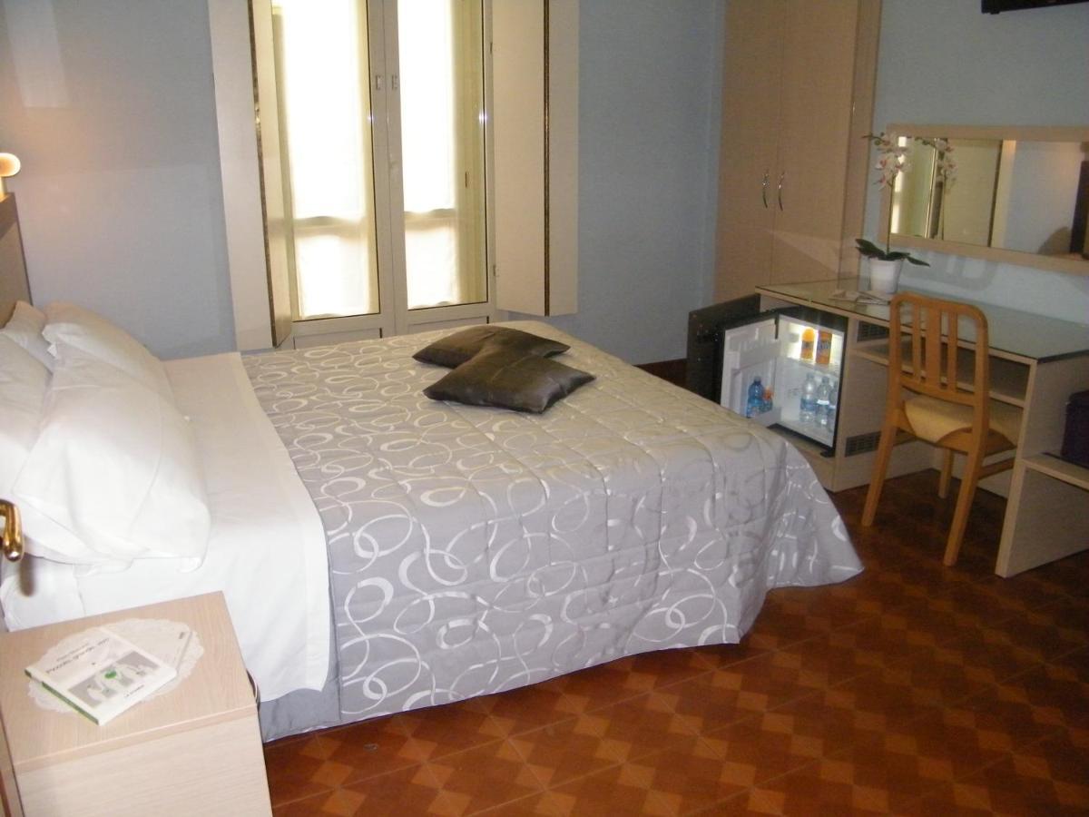 Torino Central-- Rooms And Apartments - Alba Eksteriør bilde
