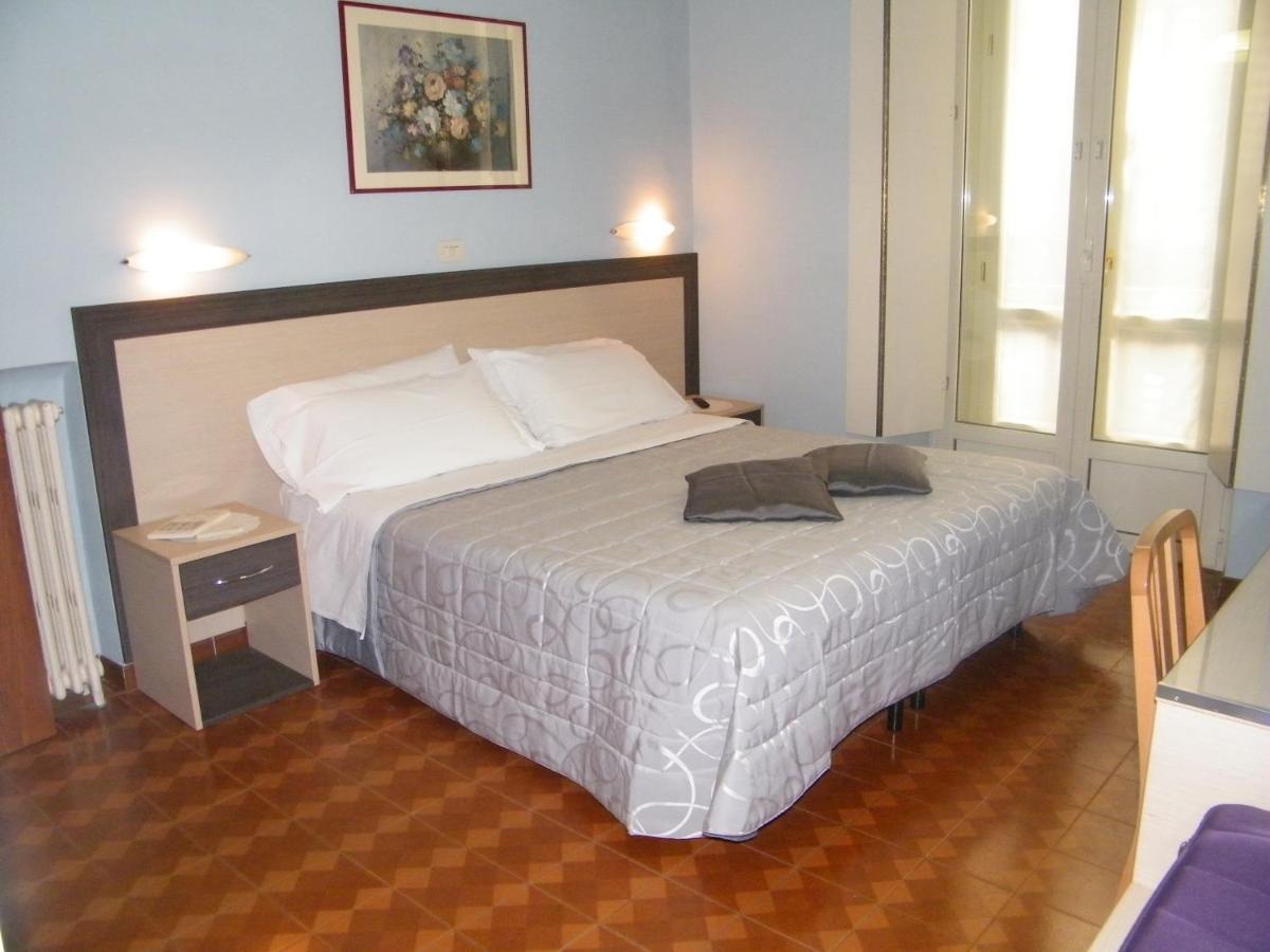 Torino Central-- Rooms And Apartments - Alba Eksteriør bilde
